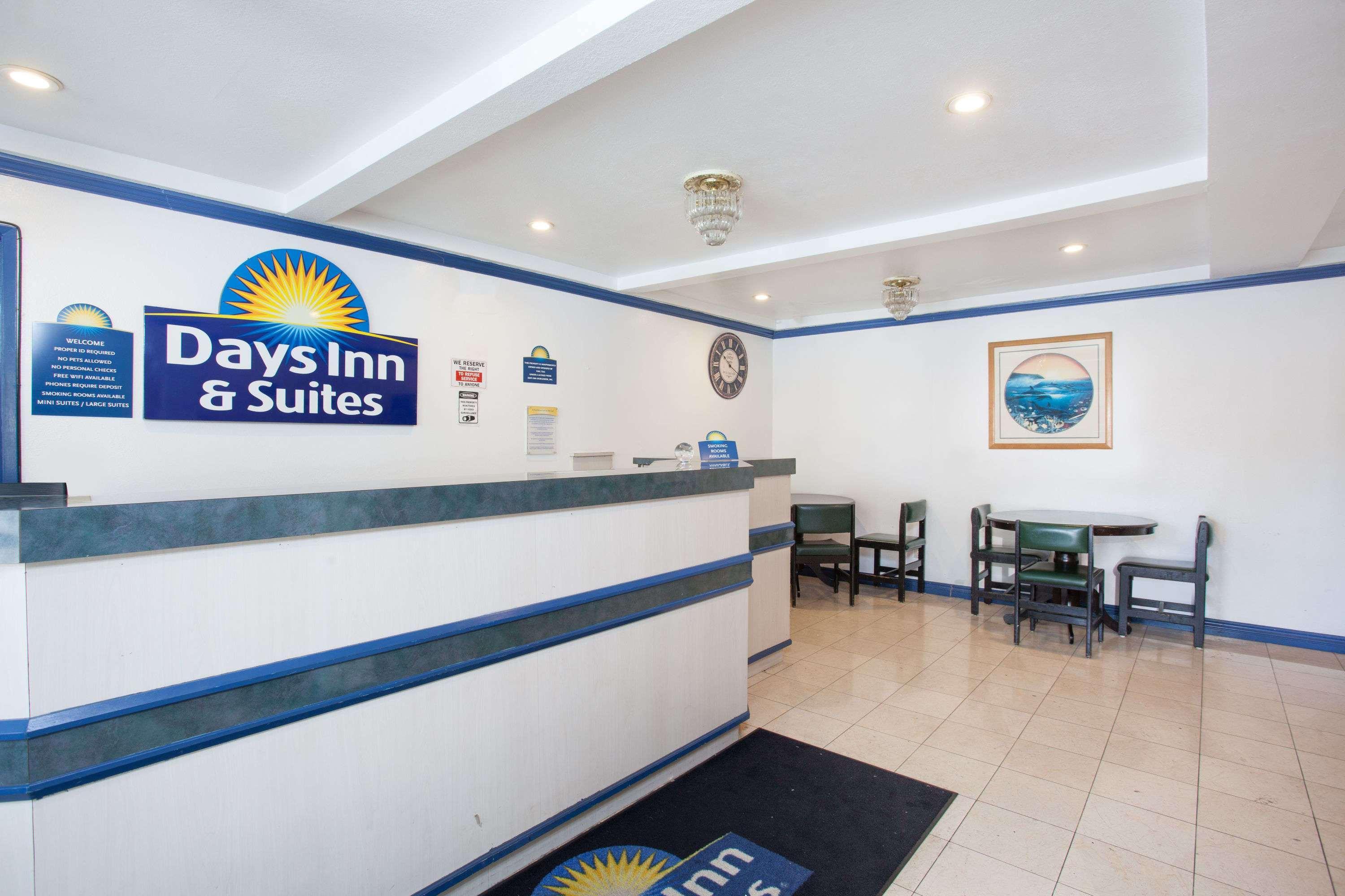 Days Inn By Wyndham Orange Anaheim Ngoại thất bức ảnh