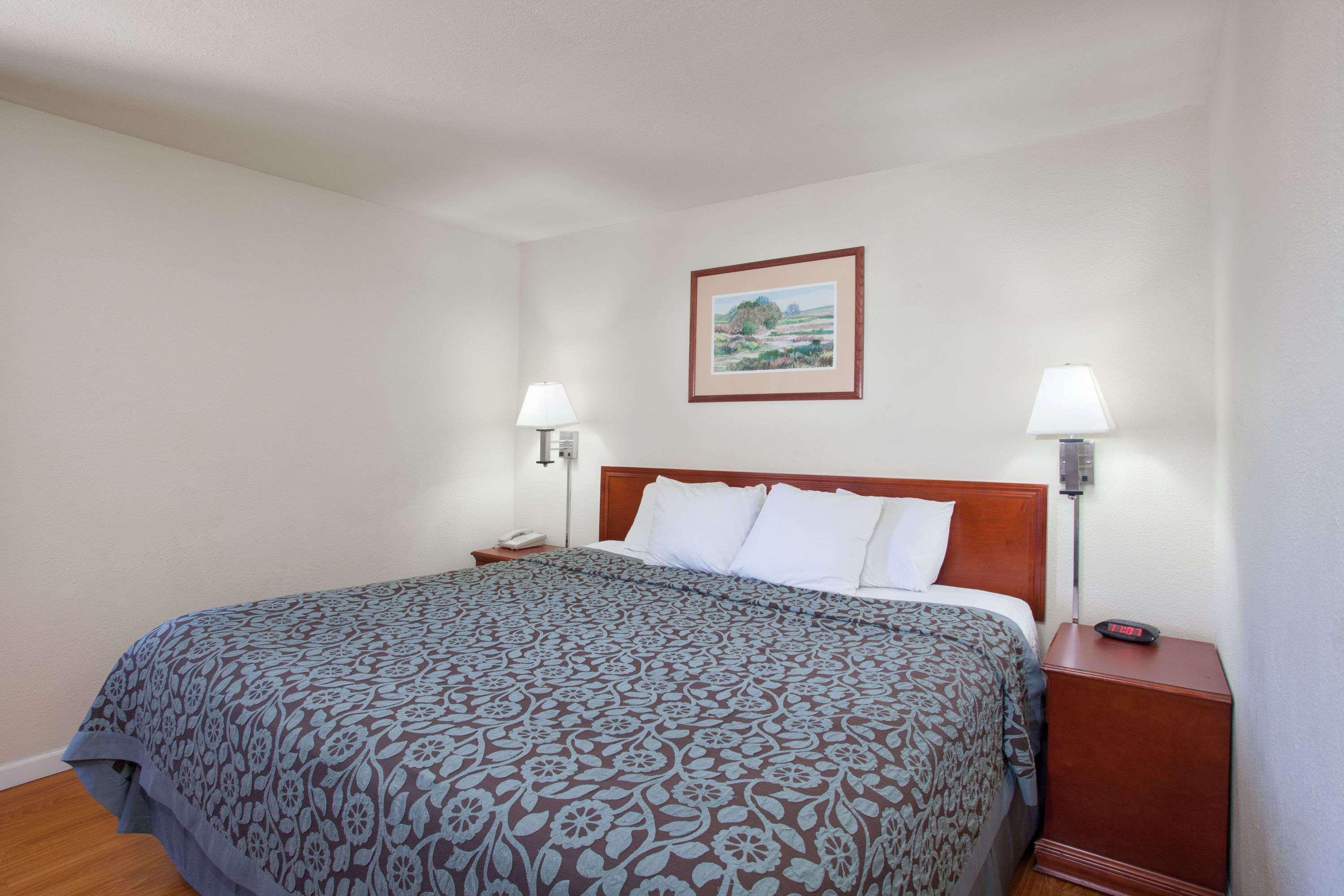 Days Inn By Wyndham Orange Anaheim Ngoại thất bức ảnh
