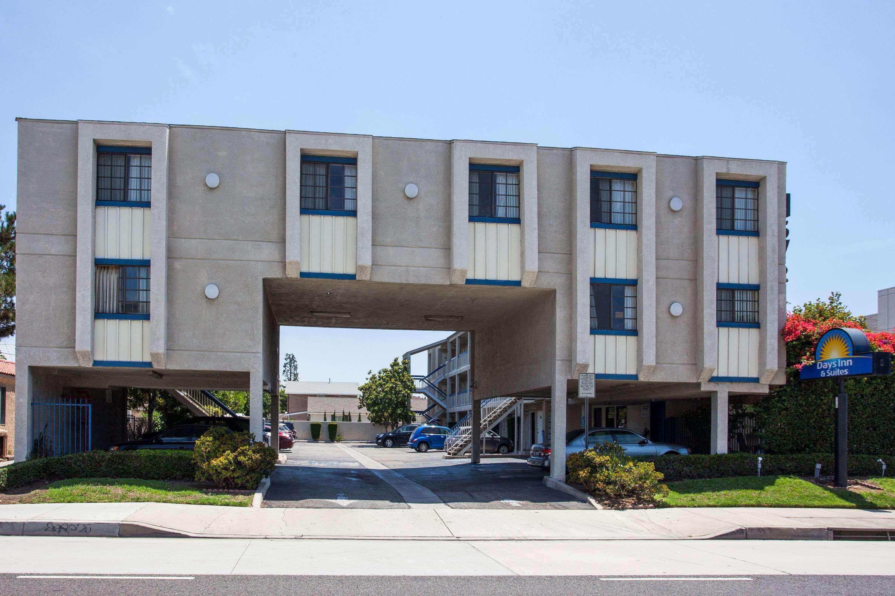 Days Inn By Wyndham Orange Anaheim Ngoại thất bức ảnh