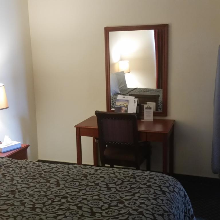 Days Inn By Wyndham Orange Anaheim Ngoại thất bức ảnh